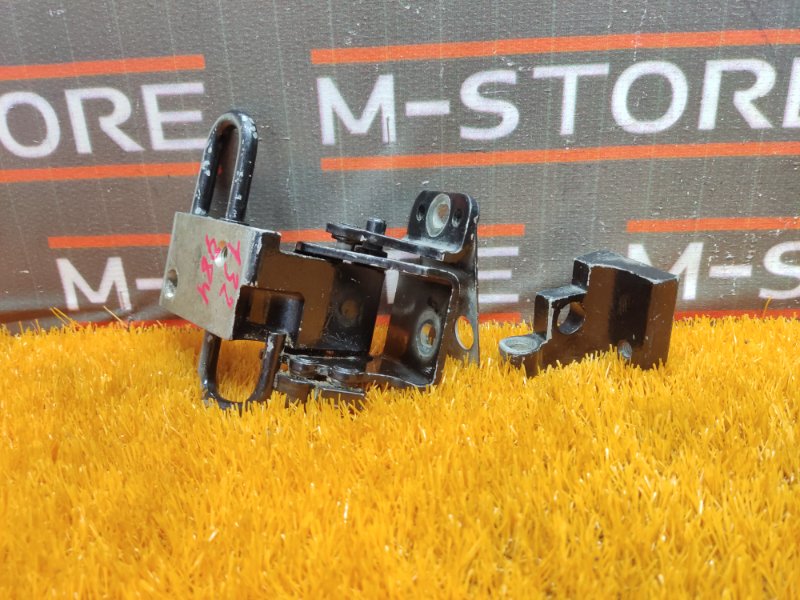 петля двери, 670 рублей, Красноярск