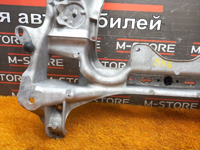 Балка поперечная (подрамник), 1300 рублей, Красноярск