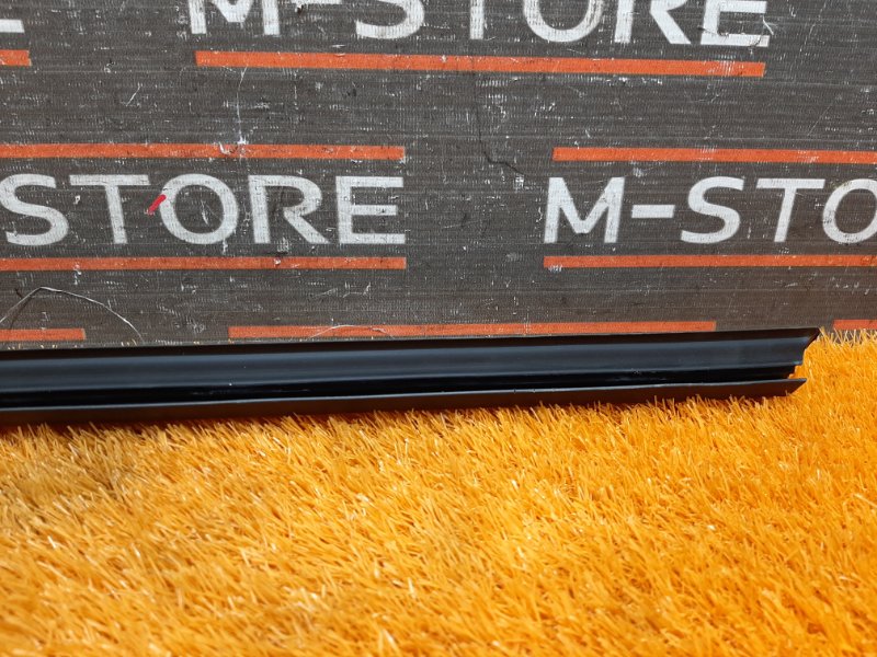 уплотнитель стекла двери, 340 рублей, Красноярск