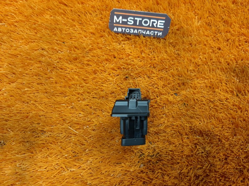 Кнопка центрального замка, 300 рублей, Красноярск