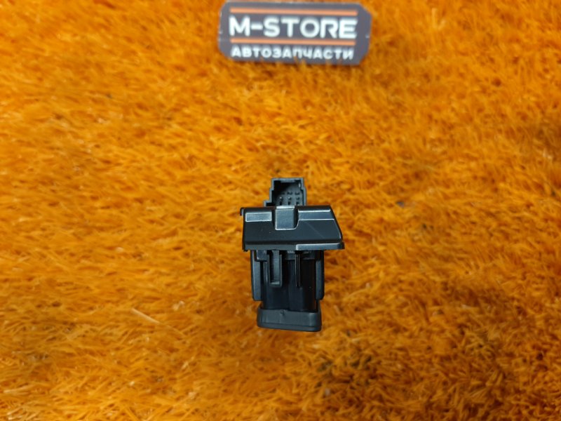 Кнопка центрального замка, 300 рублей, Красноярск