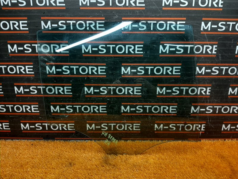 Стекло боковое, 600 рублей, Красноярск