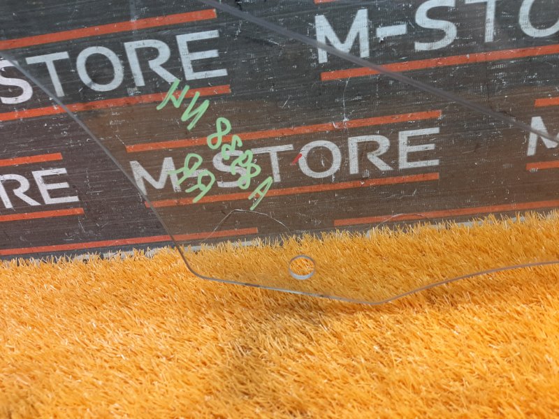 Стекло боковое, 600 рублей, Красноярск