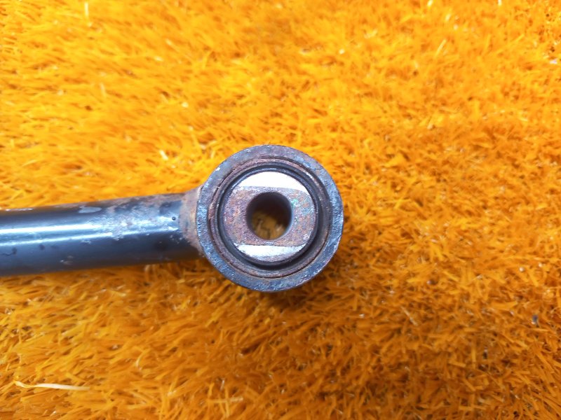 Рычаг подвески нижний, 1000 рублей, Красноярск