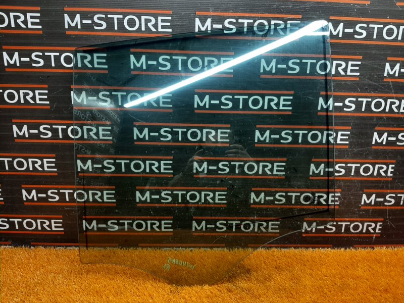 Стекло боковое, 670 рублей, Красноярск