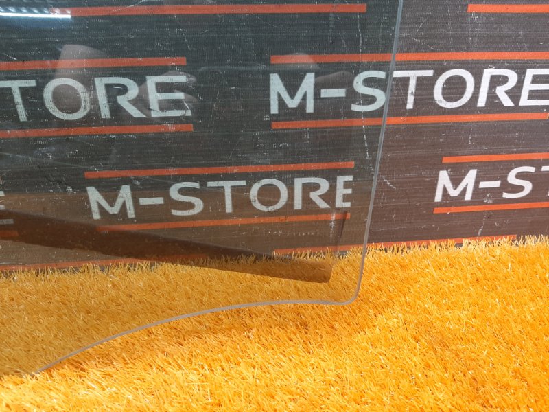 Стекло боковое, 670 рублей, Красноярск