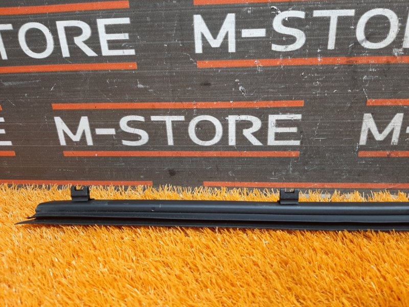 уплотнитель стекла двери, 340 рублей, Красноярск