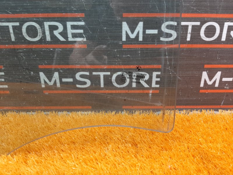 Стекло боковое, 600 рублей, Красноярск