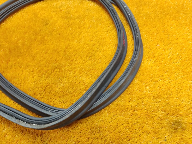 Уплотнитель багажника, 1220 рублей, Красноярск