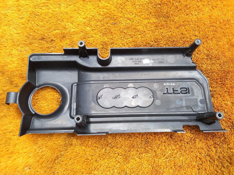 крышка двигателя, 500 рублей, Красноярск