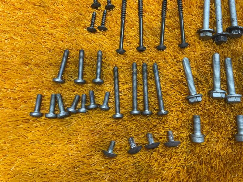 Болты и гайки ДВС, 750 рублей, Красноярск