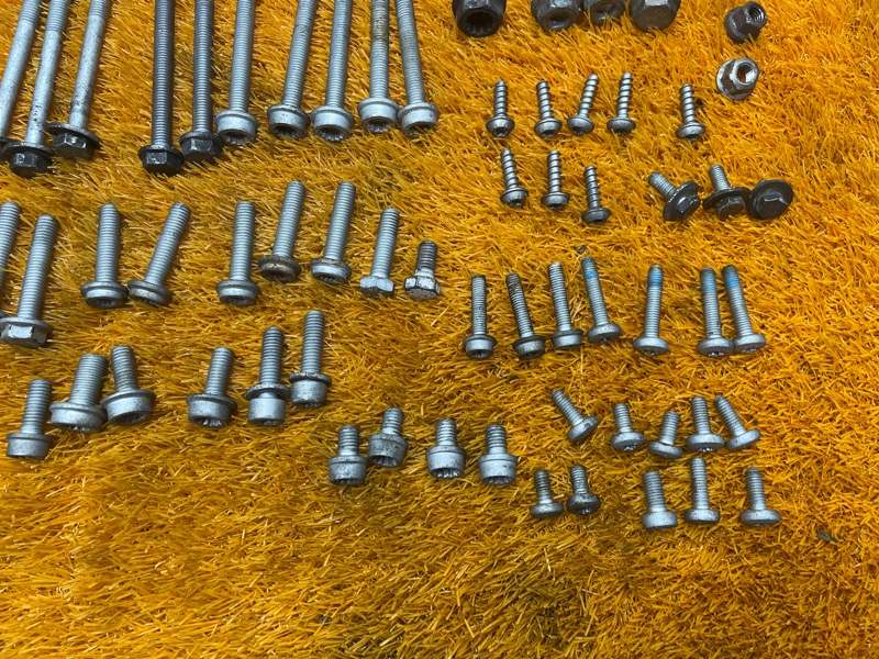 Болты и гайки ДВС, 750 рублей, Красноярск