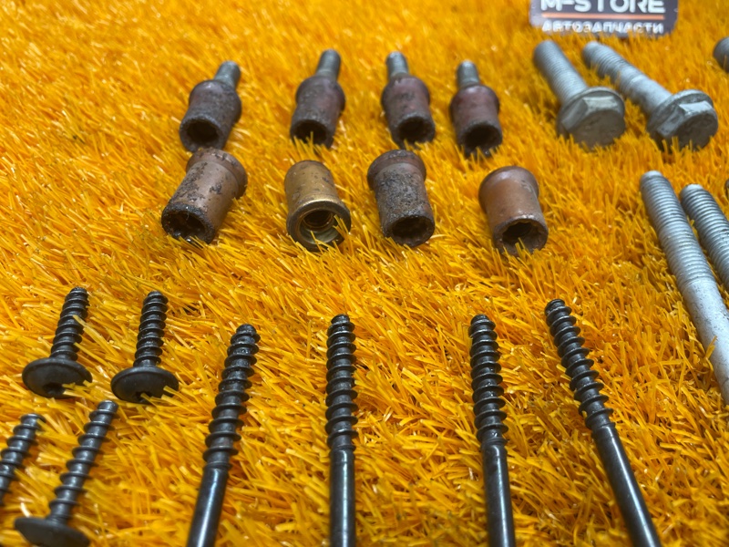 Болты и гайки ДВС, 750 рублей, Красноярск