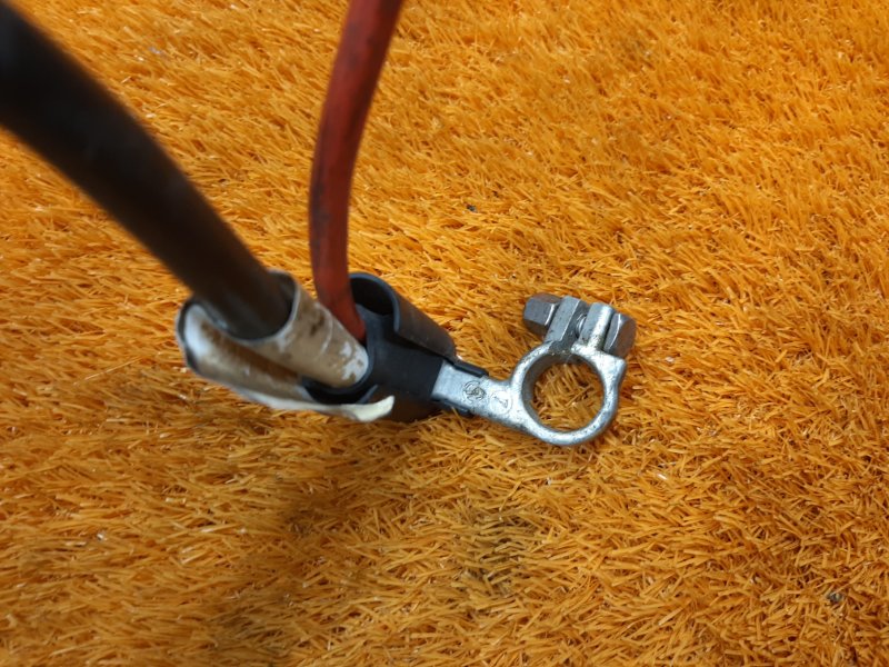 Клемма аккумулятора плюс, 360 рублей, Красноярск