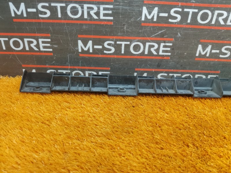 кронштейн порога, 340 рублей, Красноярск