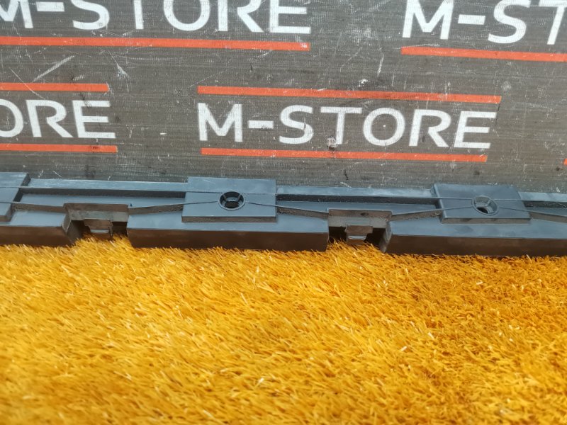 кронштейн порога, 340 рублей, Красноярск