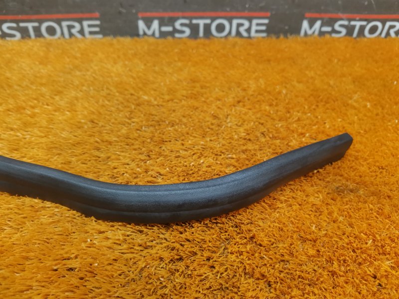 Уплотнитель капота, 450 рублей, Красноярск