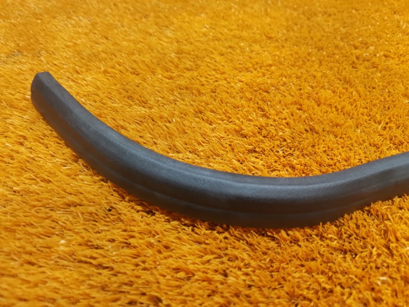 Уплотнитель капота, 450 рублей, Красноярск