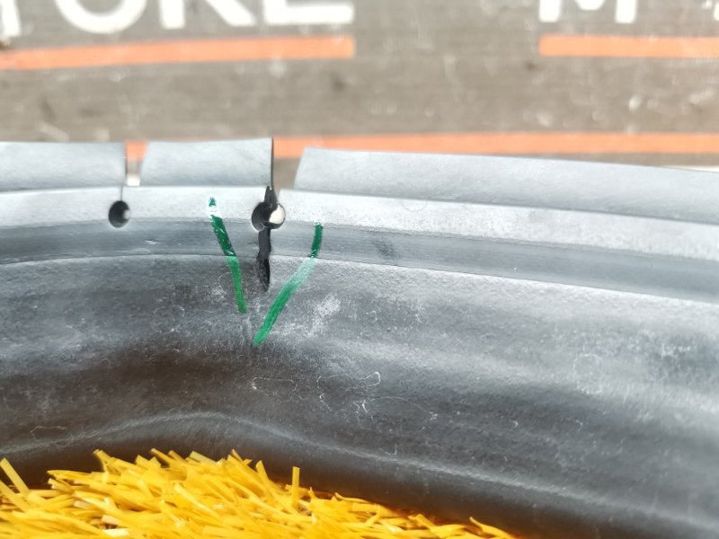 Уплотнитель капота, 340 рублей, Красноярск