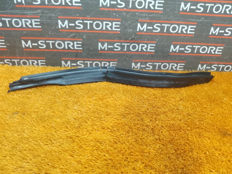 Уплотнитель капота, 340 рублей, Красноярск