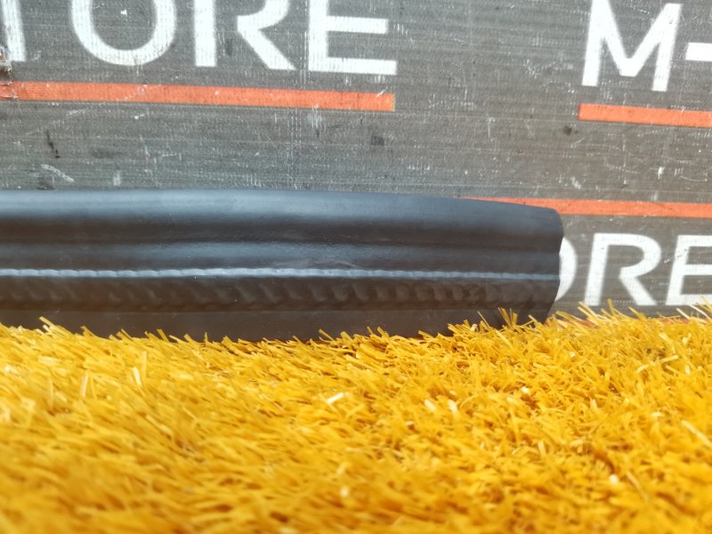 Уплотнитель капота, 450 рублей, Красноярск