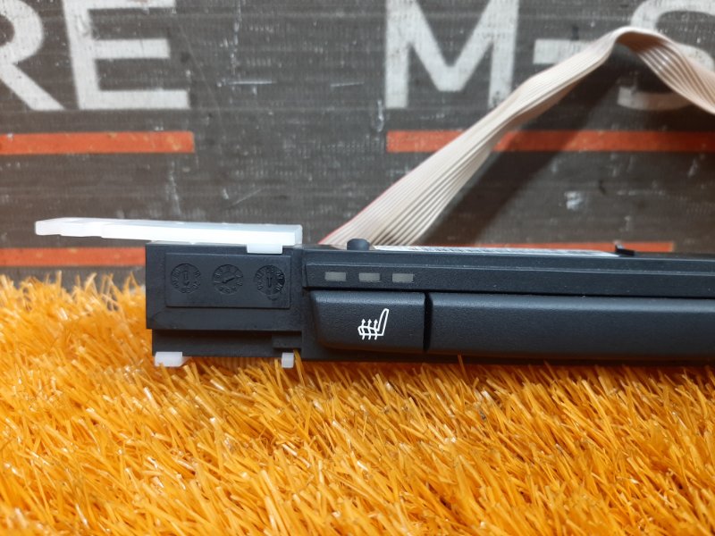 блок управления подогревом сидений, 1000 рублей, Красноярск