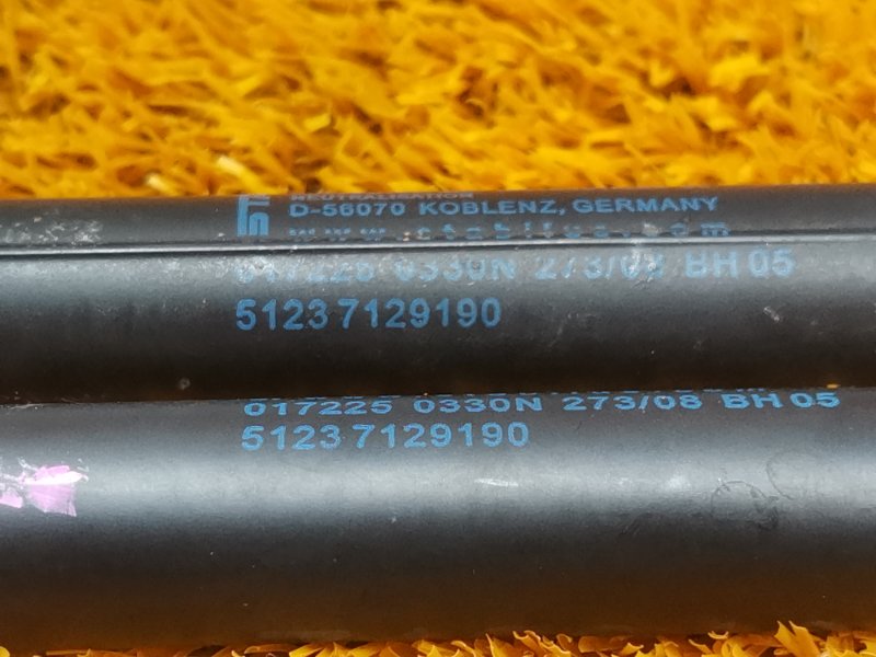 амортизатор капота, 1060 рублей, Красноярск