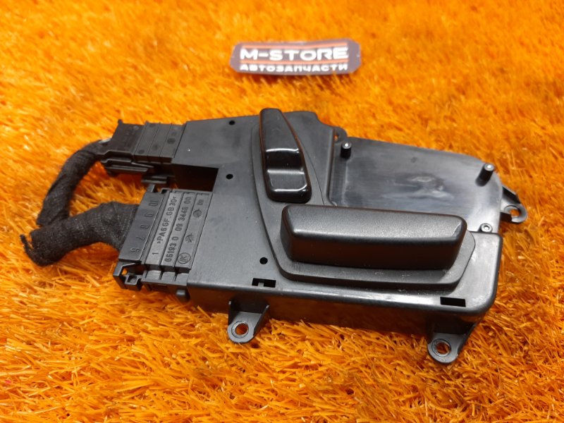 кнопка регулировки сиденья, 1900 рублей, Красноярск