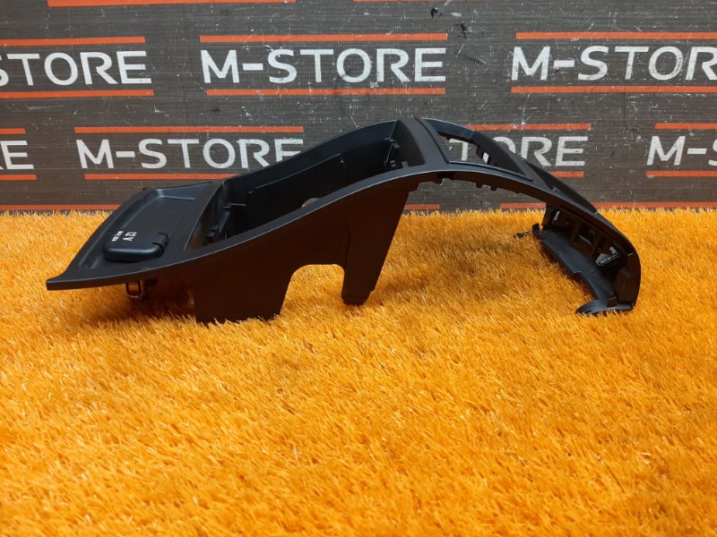 Накладка подлокотника, 500 рублей, Красноярск