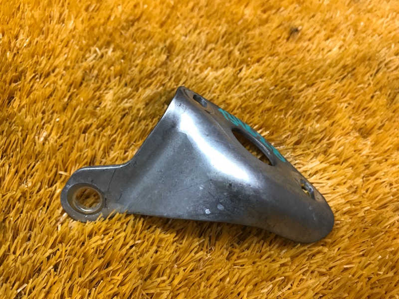 Кронштейн стартера, 300 рублей, Красноярск