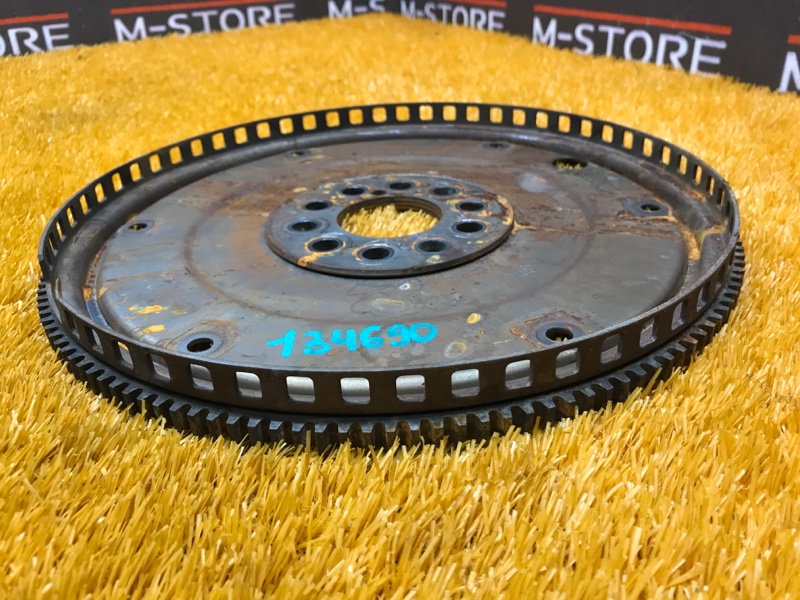 маховик, 980 рублей, Красноярск