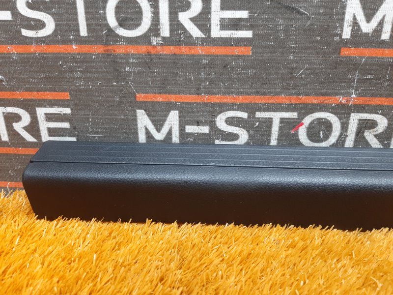 Накладка на порог салона, 300 рублей, Красноярск