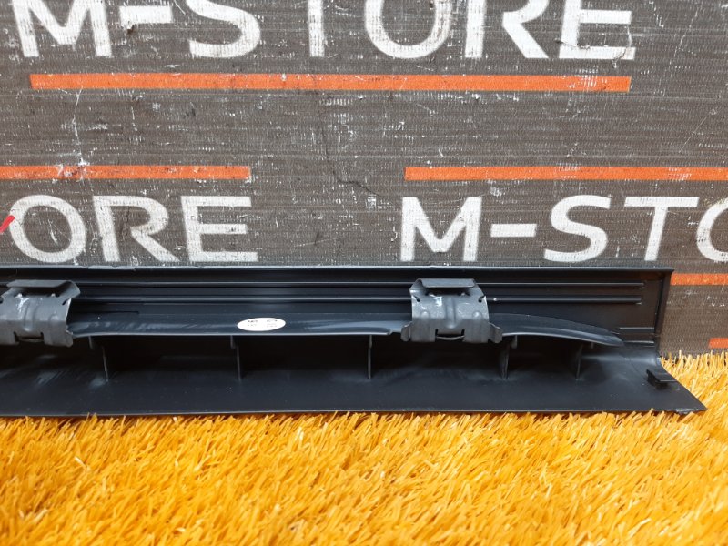 Накладка на порог салона, 300 рублей, Красноярск