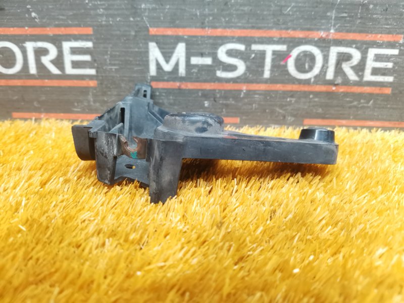 крепление бампера, 340 рублей, Красноярск