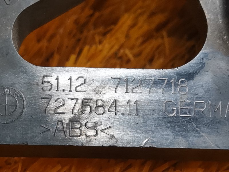 крепление бампера, 340 рублей, Красноярск