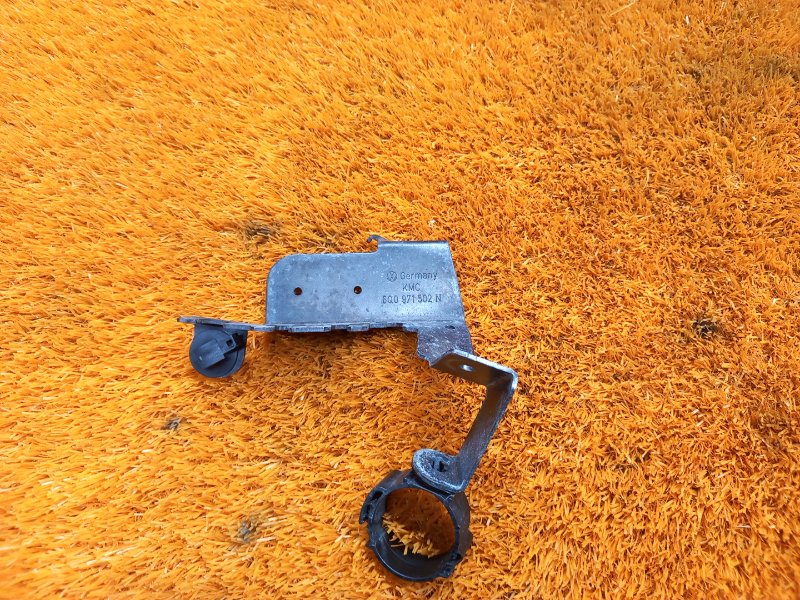 кронштейн, 300 рублей, Красноярск