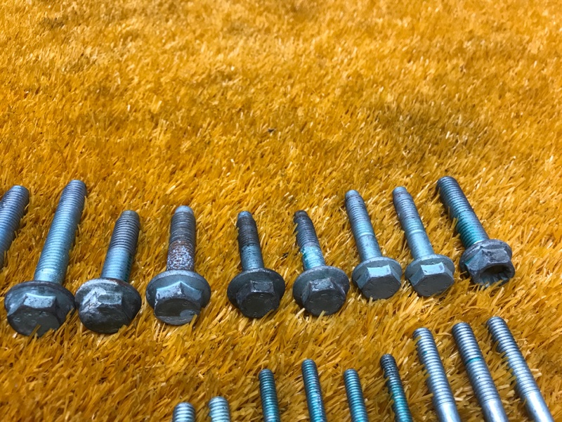 Болты и гайки ДВС, 810 рублей, Красноярск