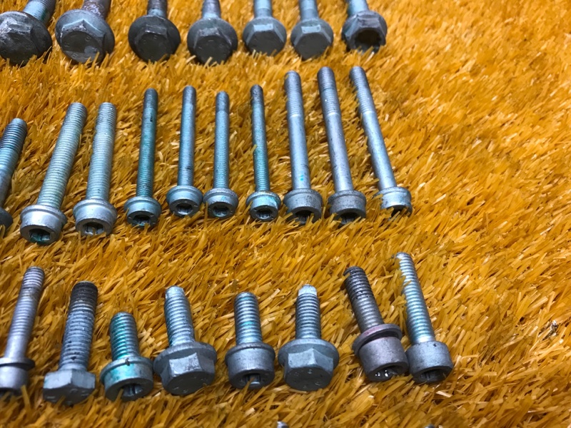 Болты и гайки ДВС, 810 рублей, Красноярск