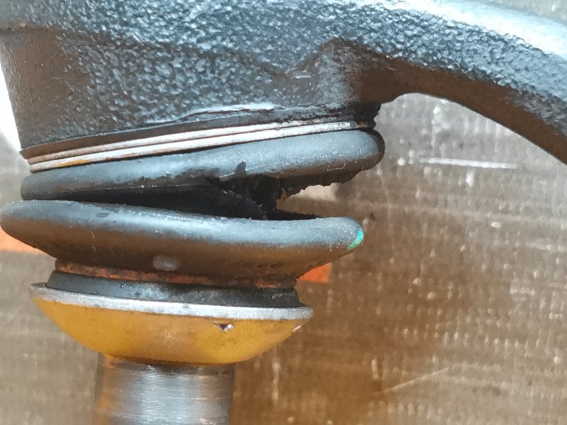 тяга рулевая, 700 рублей, Красноярск