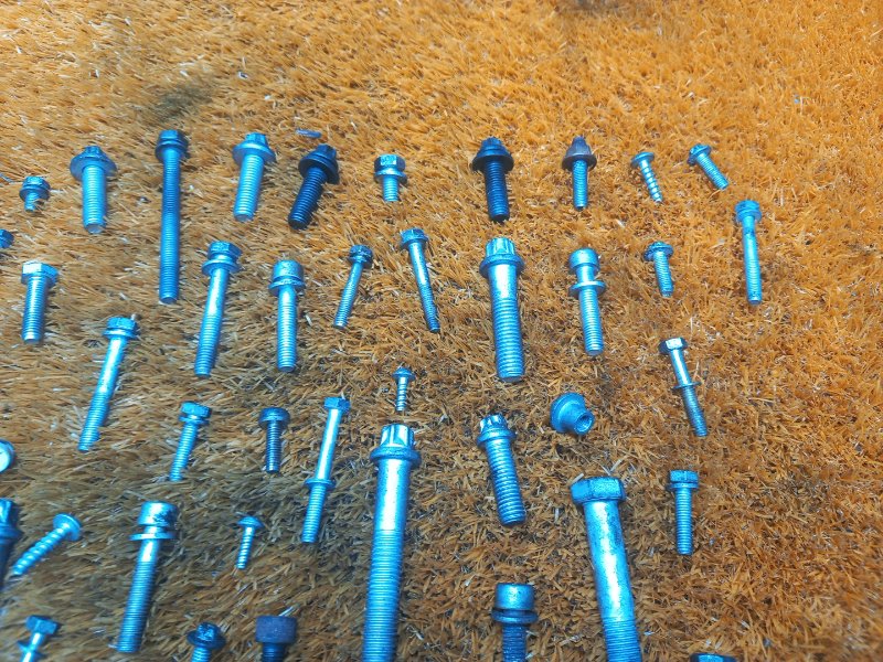 Болты и гайки ДВС, 750 рублей, Красноярск