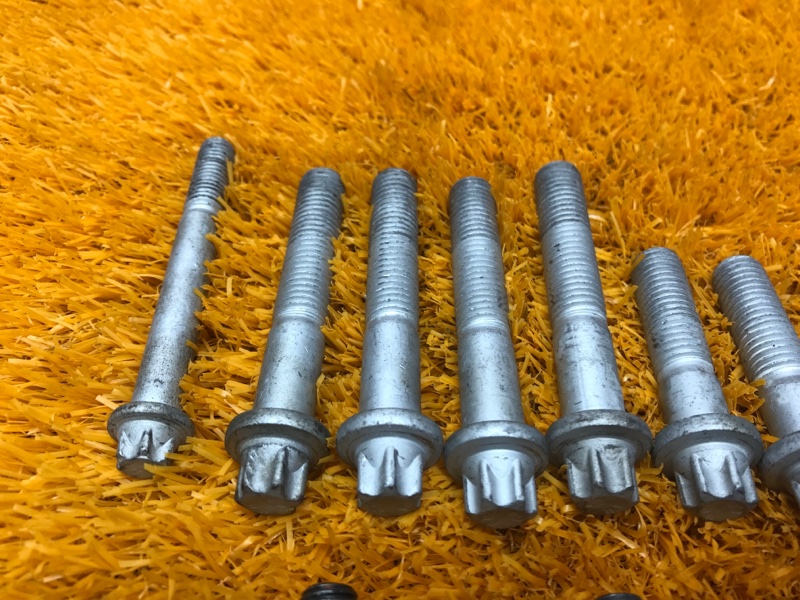 Болты и гайки ДВС, 930 рублей, Красноярск