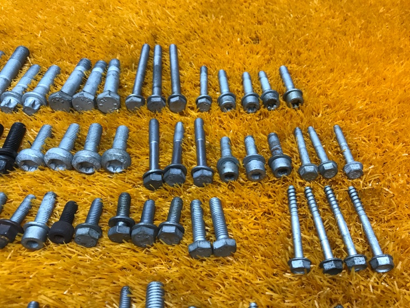 Болты и гайки ДВС, 930 рублей, Красноярск