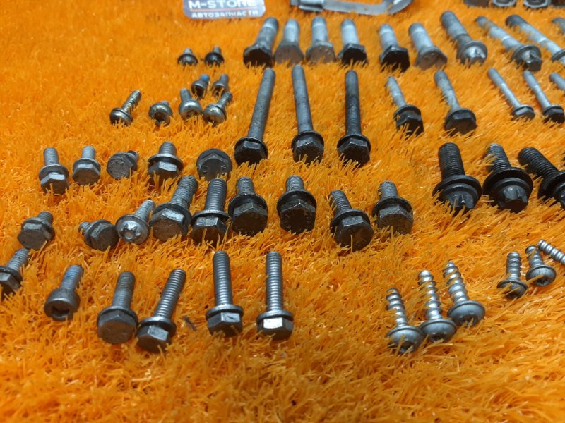 Болты и гайки ДВС, 930 рублей, Красноярск