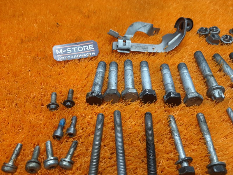 Болты и гайки ДВС, 930 рублей, Красноярск