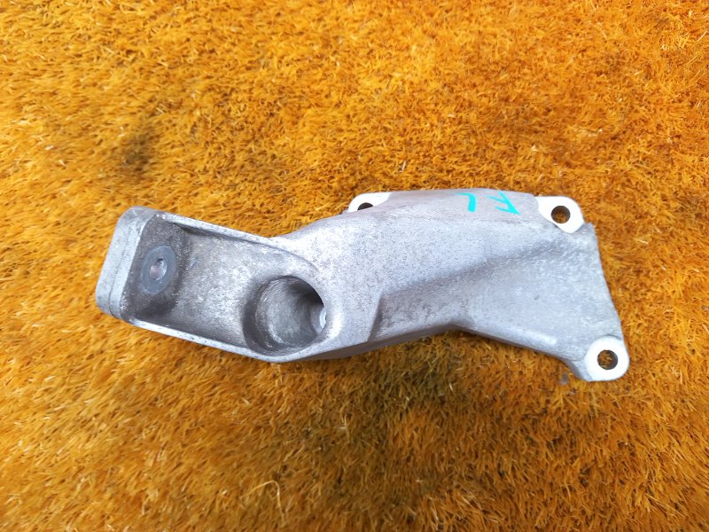 Кронштейн подушки двигателя, 630 рублей, Красноярск