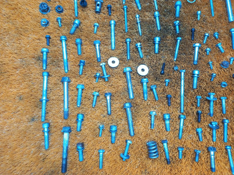 Болты и гайки ДВС, 750 рублей, Красноярск