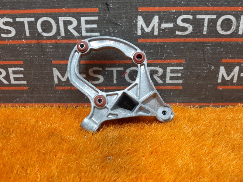 кронштейн насоса продувки катализатора, 340 рублей, Красноярск