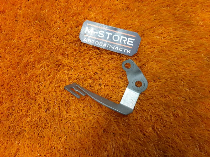 кронштейн, 300 рублей, Красноярск