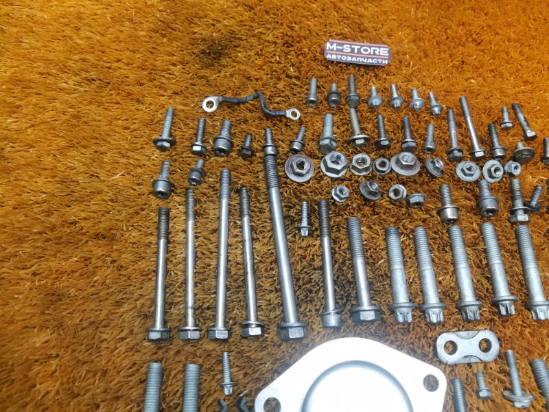 Болты и гайки ДВС, 810 рублей, Красноярск