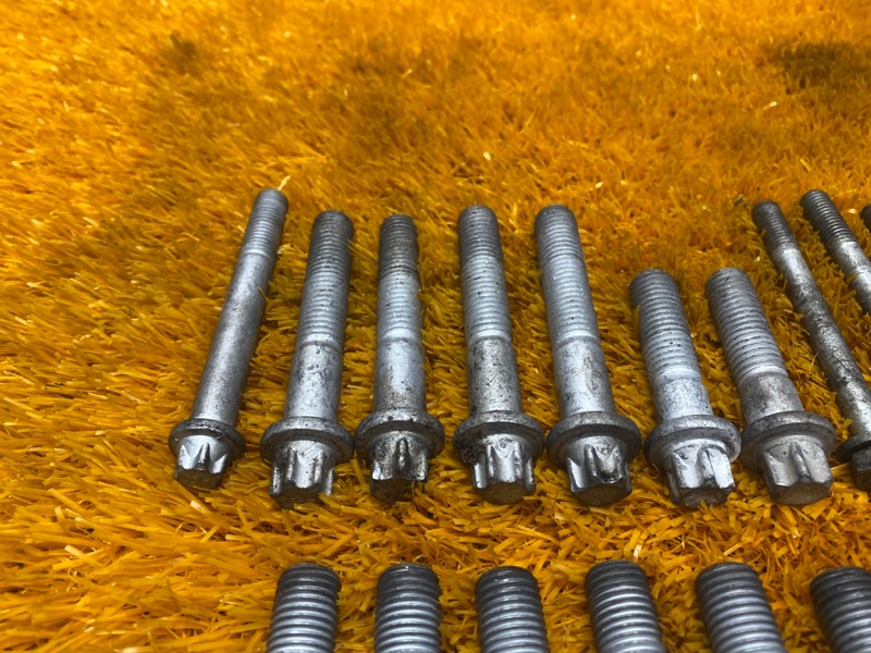 Болты и гайки ДВС, 930 рублей, Красноярск